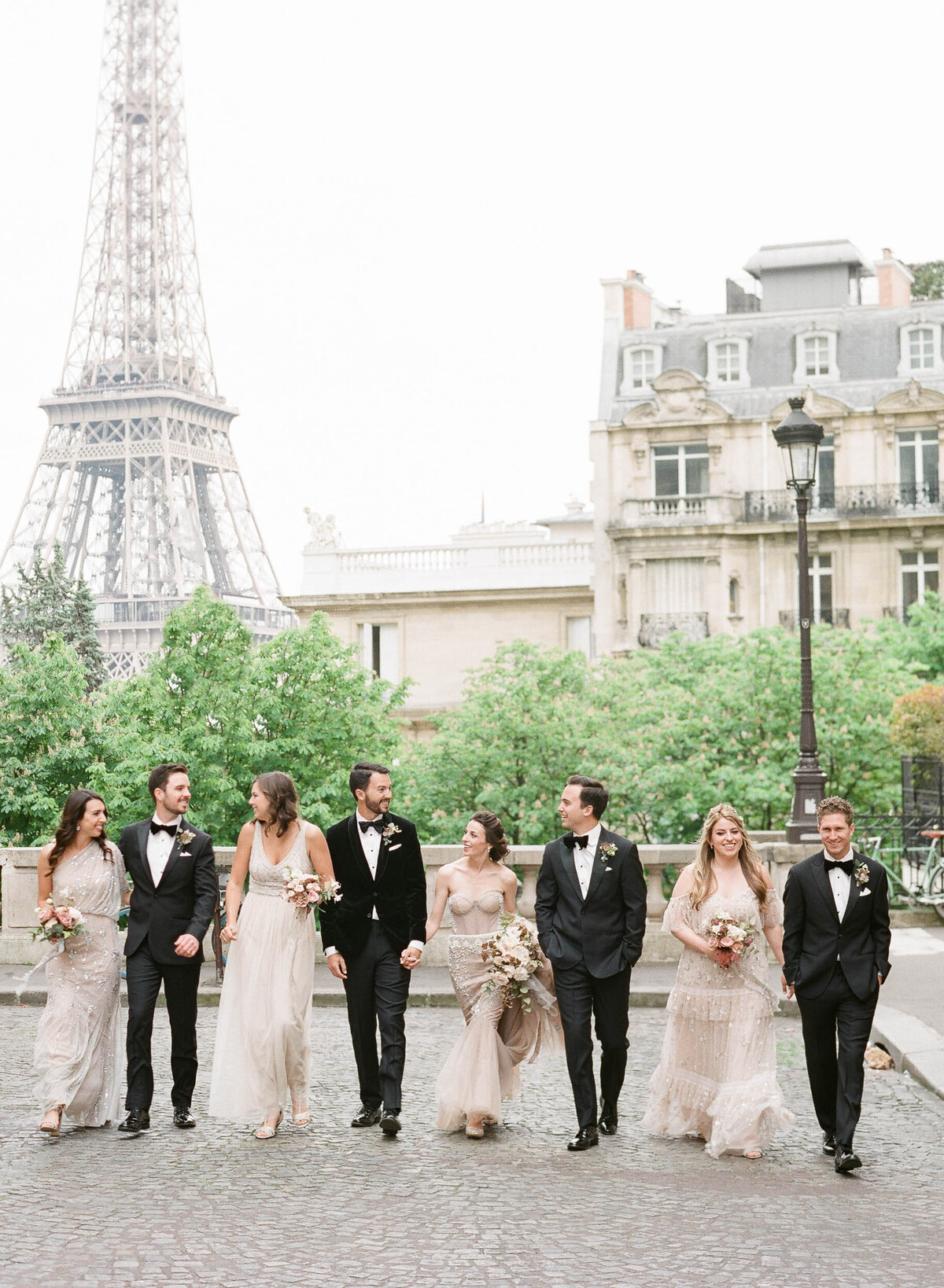 23-Paris-wedding-bridal-party-Alexandra-Vonk-photography