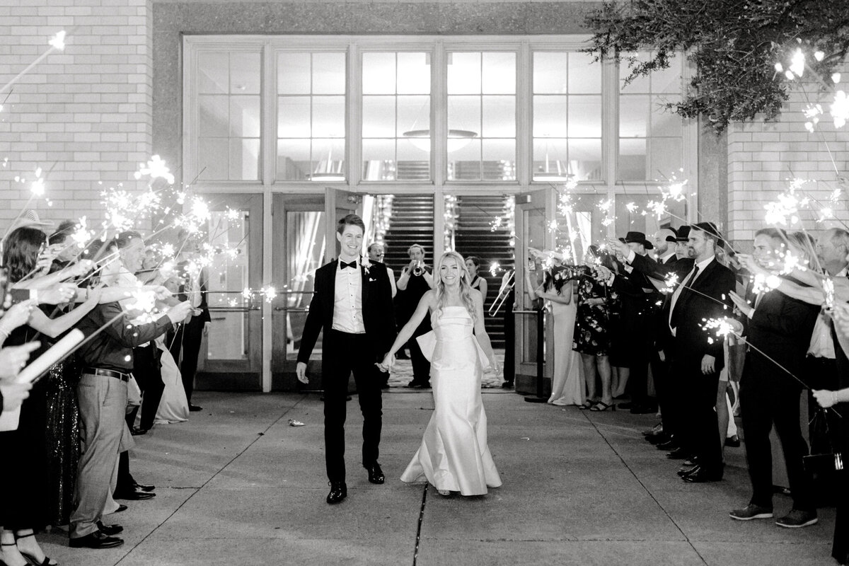 Madison & Michael's Wedding at Union Station | Dallas Wedding Photographer | Sami Kathryn Photography-236