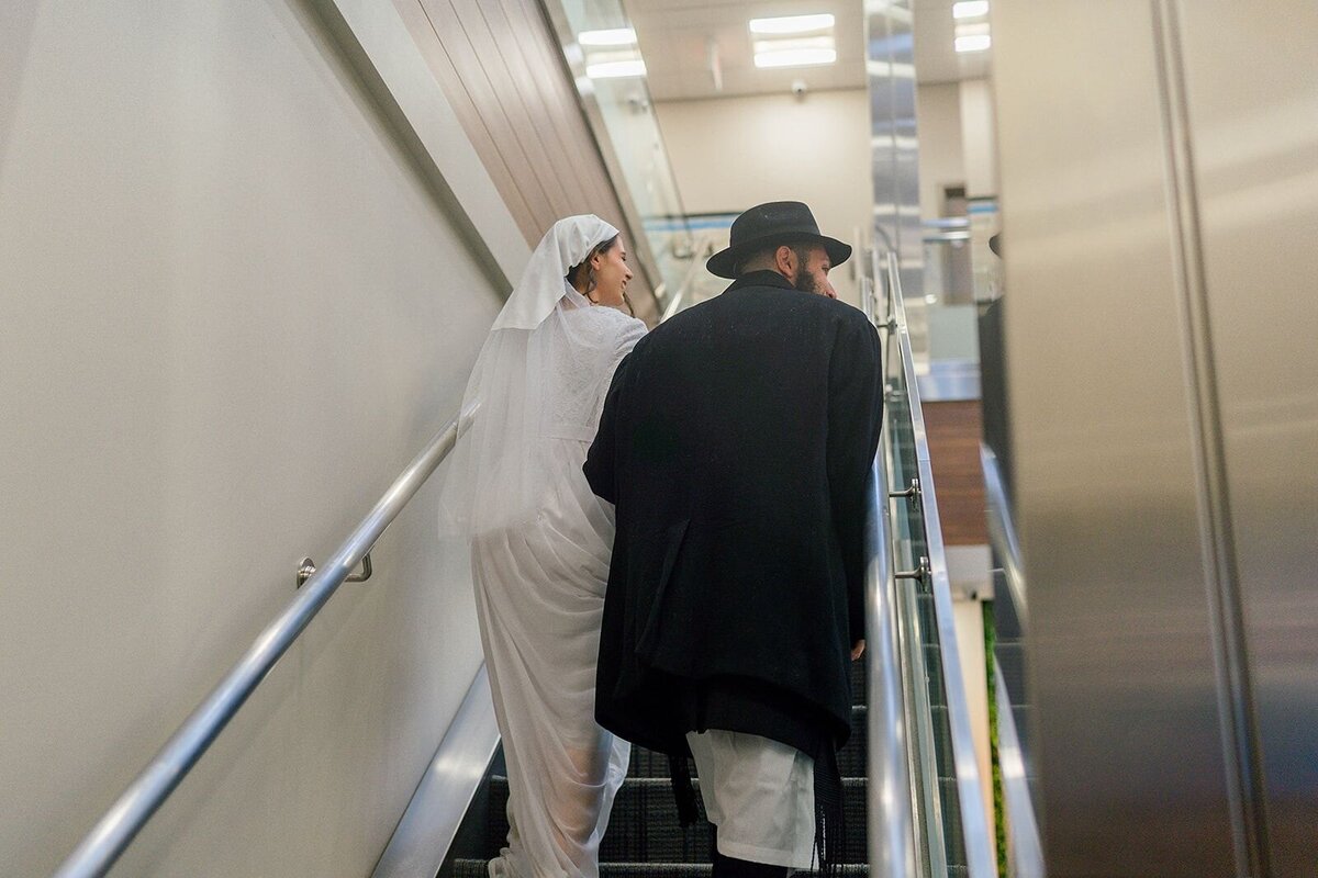 Eliana-Melmed-Photography-Chicago-LosAngeles-Jewish-WeddingPhotographer-CarmiKalman-Chuppah-00227