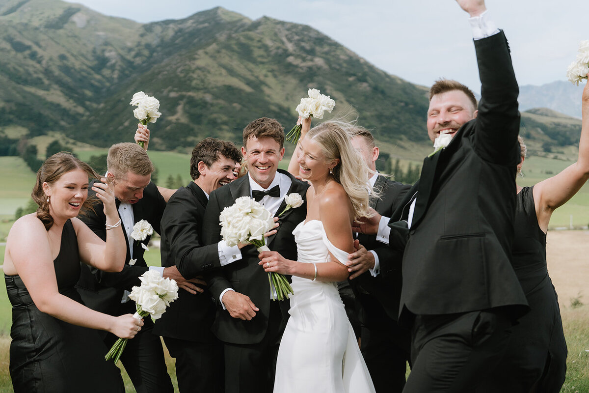 Melissa Clark Photography - Queenstown Wedding Photographer - Brenna & Taylor - Lookoutlodge Wedding-471