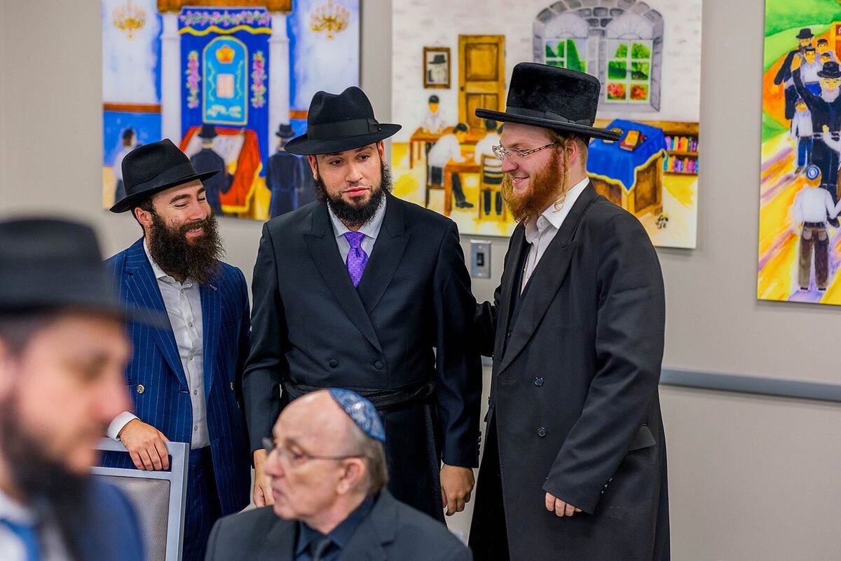 Eliana-Melmed-Photography-Chicago-LosAngeles-Jewish-WeddingPhotographer-CarmiKalman-Tisch-00083