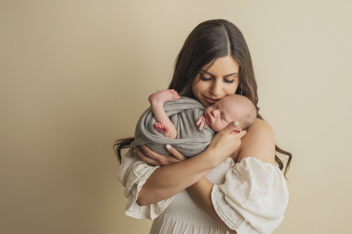 maternity and newborn photography  Belton