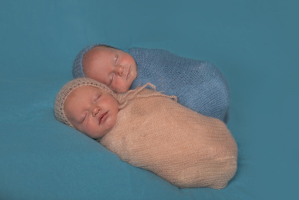 Boy and girl twin newborn photos