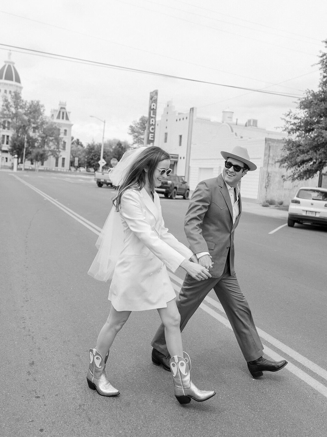 23-ruetphoto-texas-wedding-photographers-austin-engagements--AnnieSean-Elopement-featherandtwine-132_websize