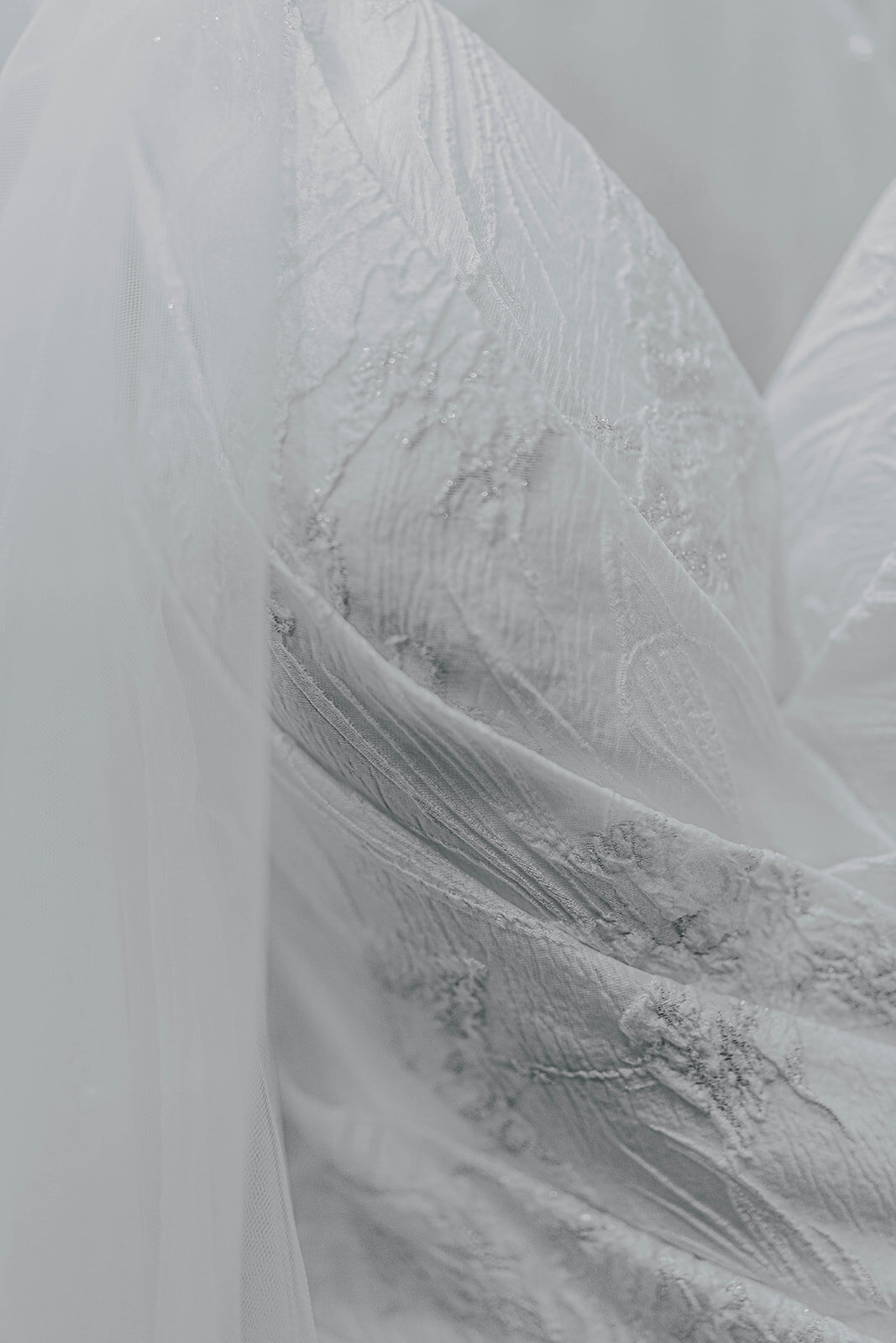 Eliana-Melmed-Photography-Chicago-LosAngeles-Jewish-WeddingPhotography-Details-00039