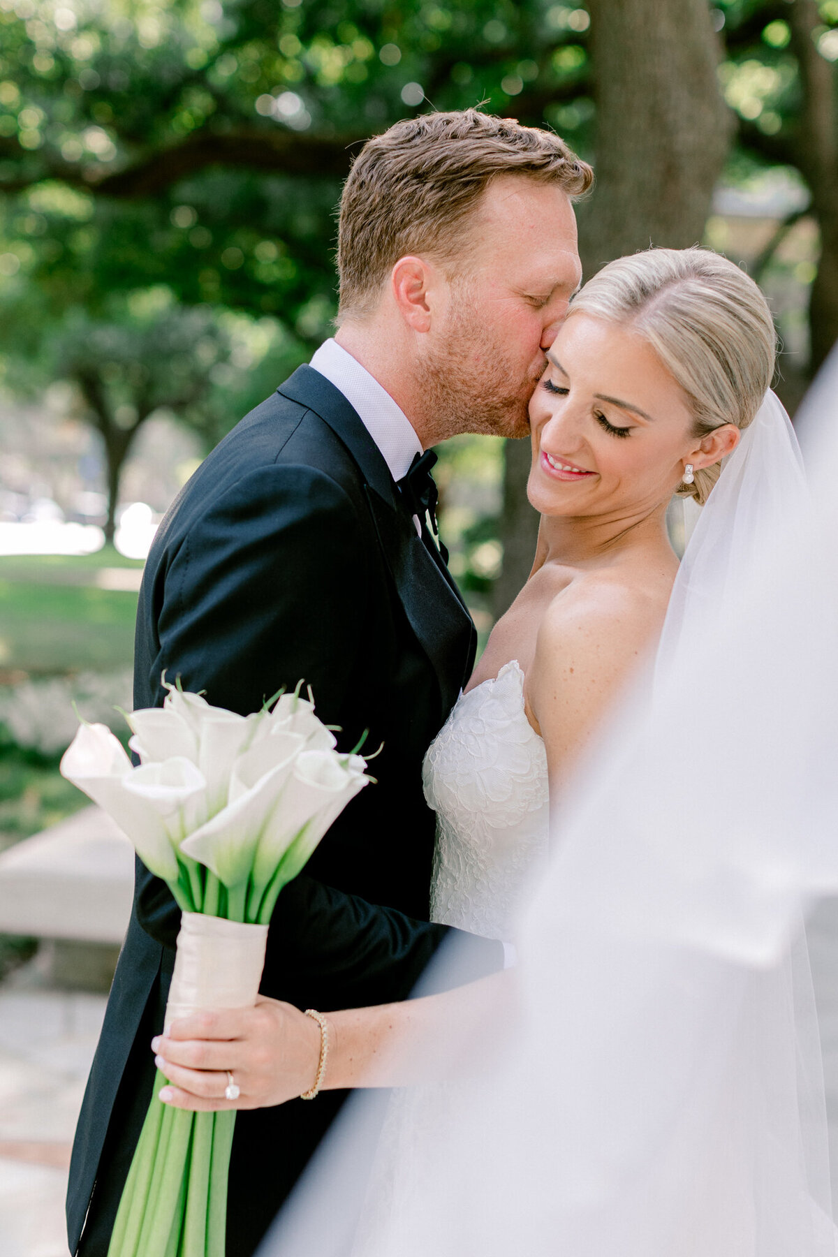 Katelyn & Kyle's Wedding at the Adolphus Hotel | Dallas Wedding Photographer | Sami Kathryn Photography-226