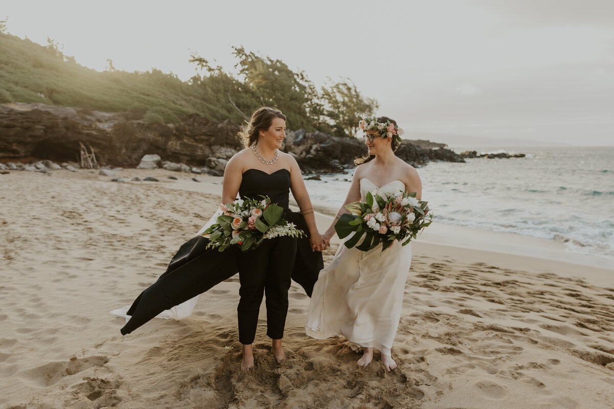 Same Sex Elopement Wedding in Hawaii