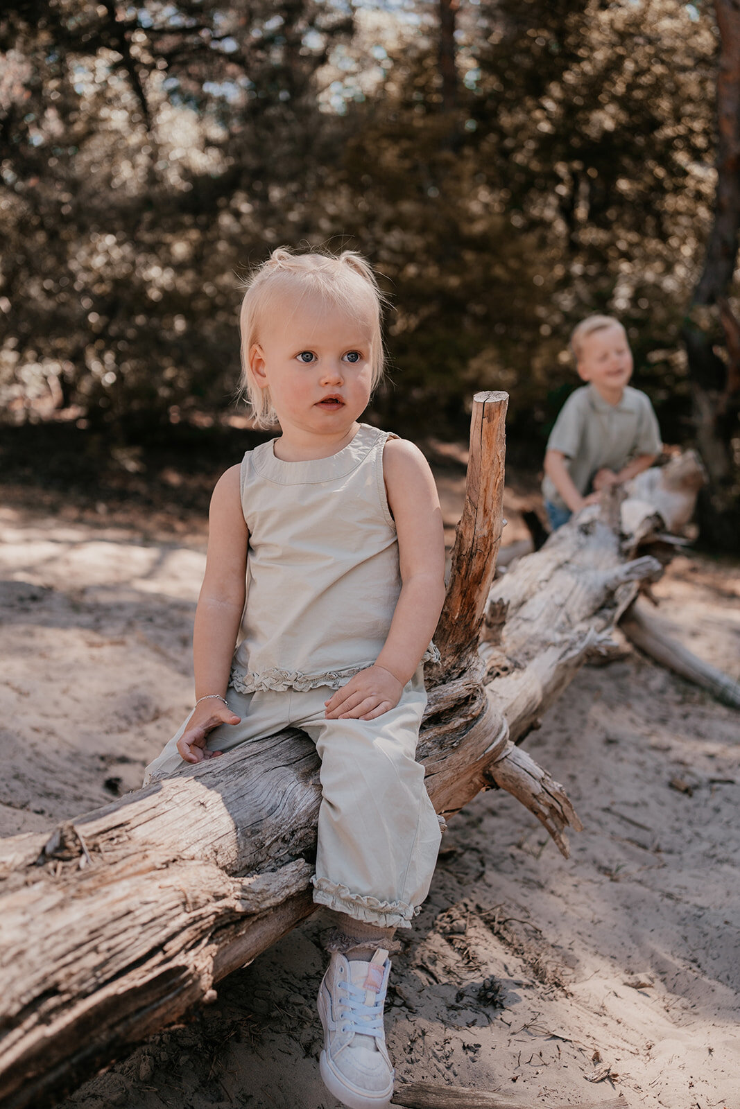 Gezinsfotografie in de Duinen  Leukfotografie – Spontane Familie Fotoshoots3