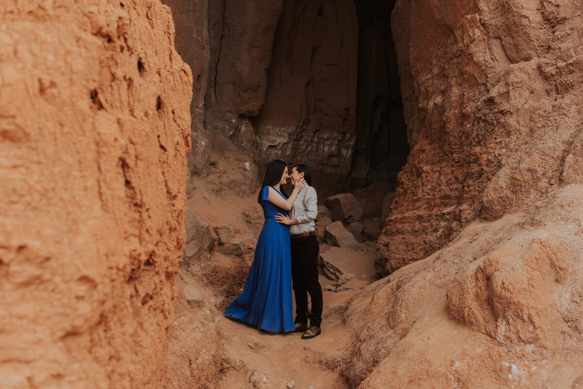 Jessica-and-Whitney-adventure-session-in-palo-duro-state-park-by-Bruna-kitchen-photography-3