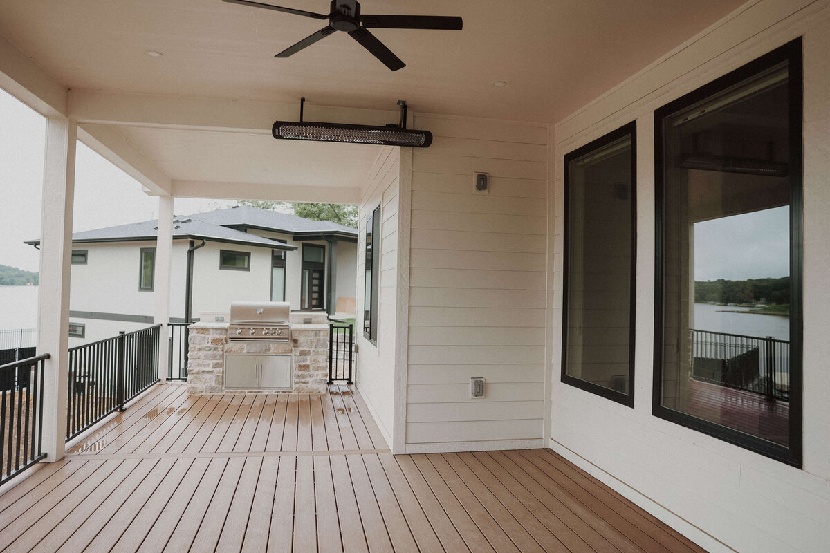 4108-Exterior-Panora-Central-Iowa-Custom-Home-JRL-Builders-E23A9252