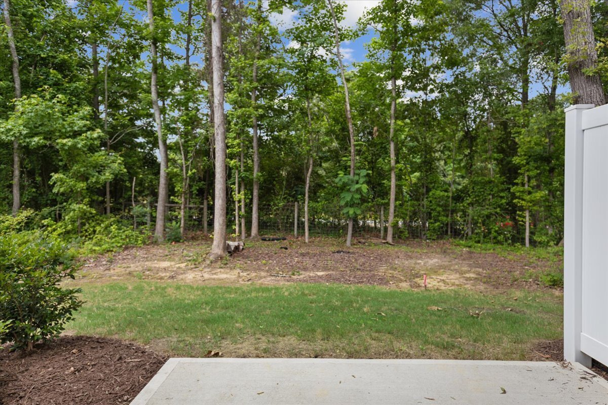 25-201 Peebles Dr-25