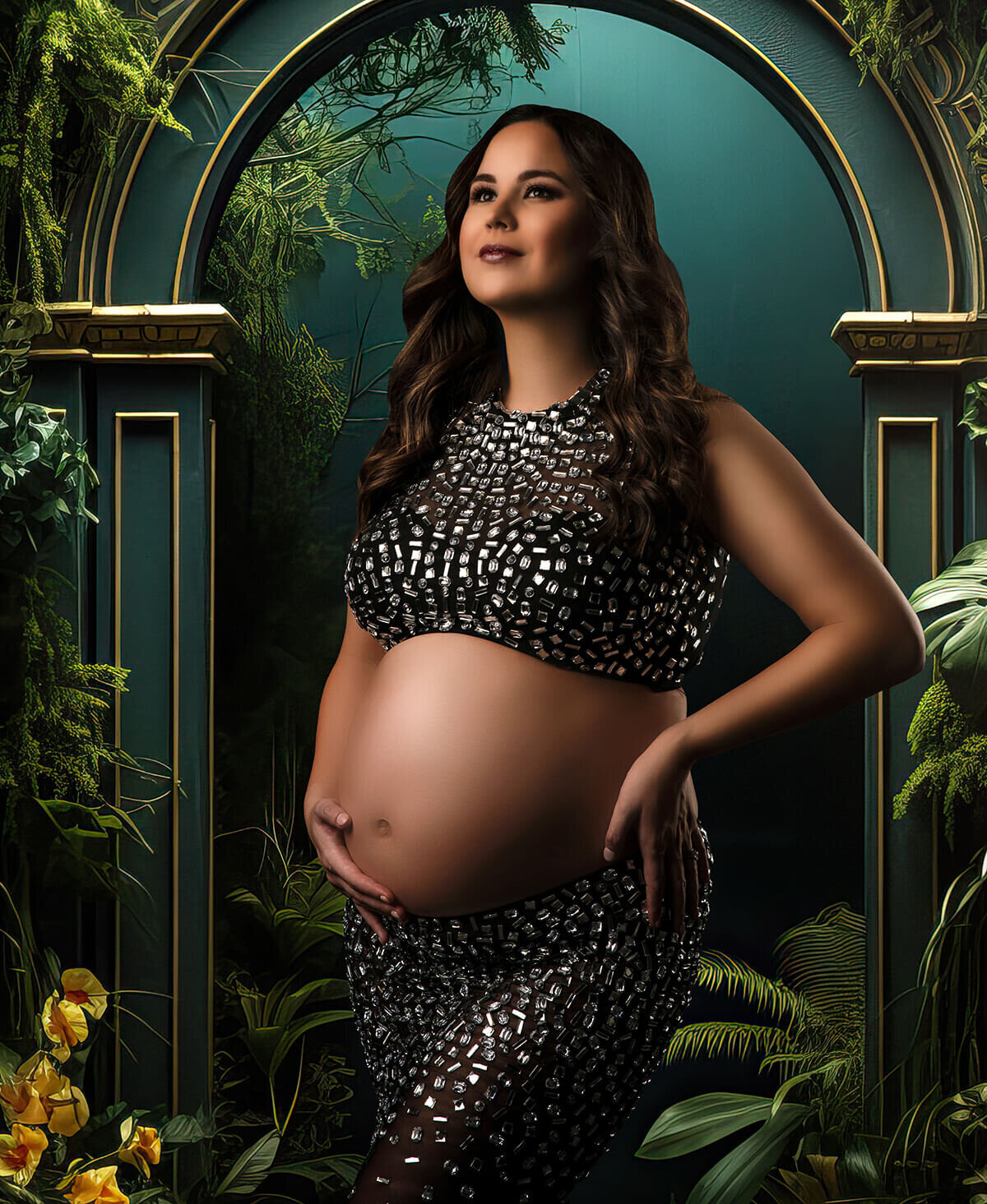 pregnant mom in a jungle theme