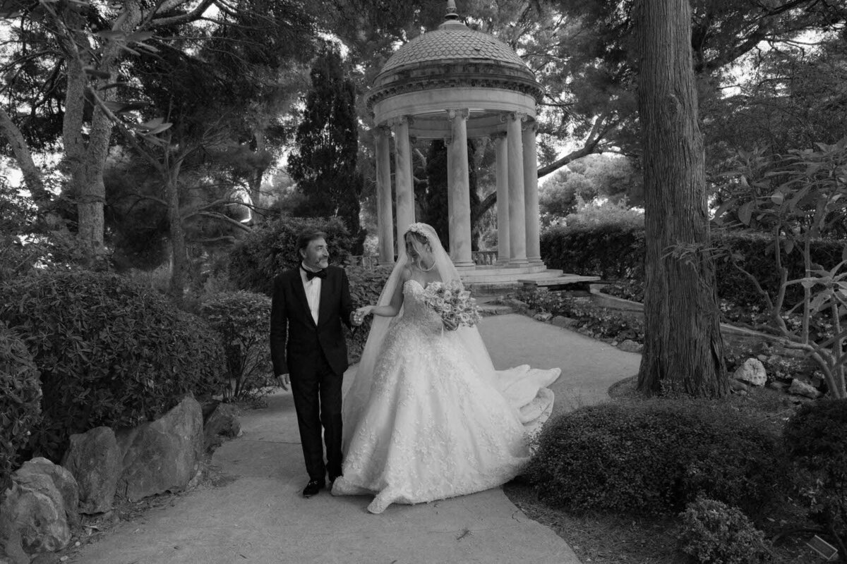 Flora_And_Grace_Villa_Ephrussi_France_French_Riviera_Editorial_Wedding_Photographer (111 von 276)