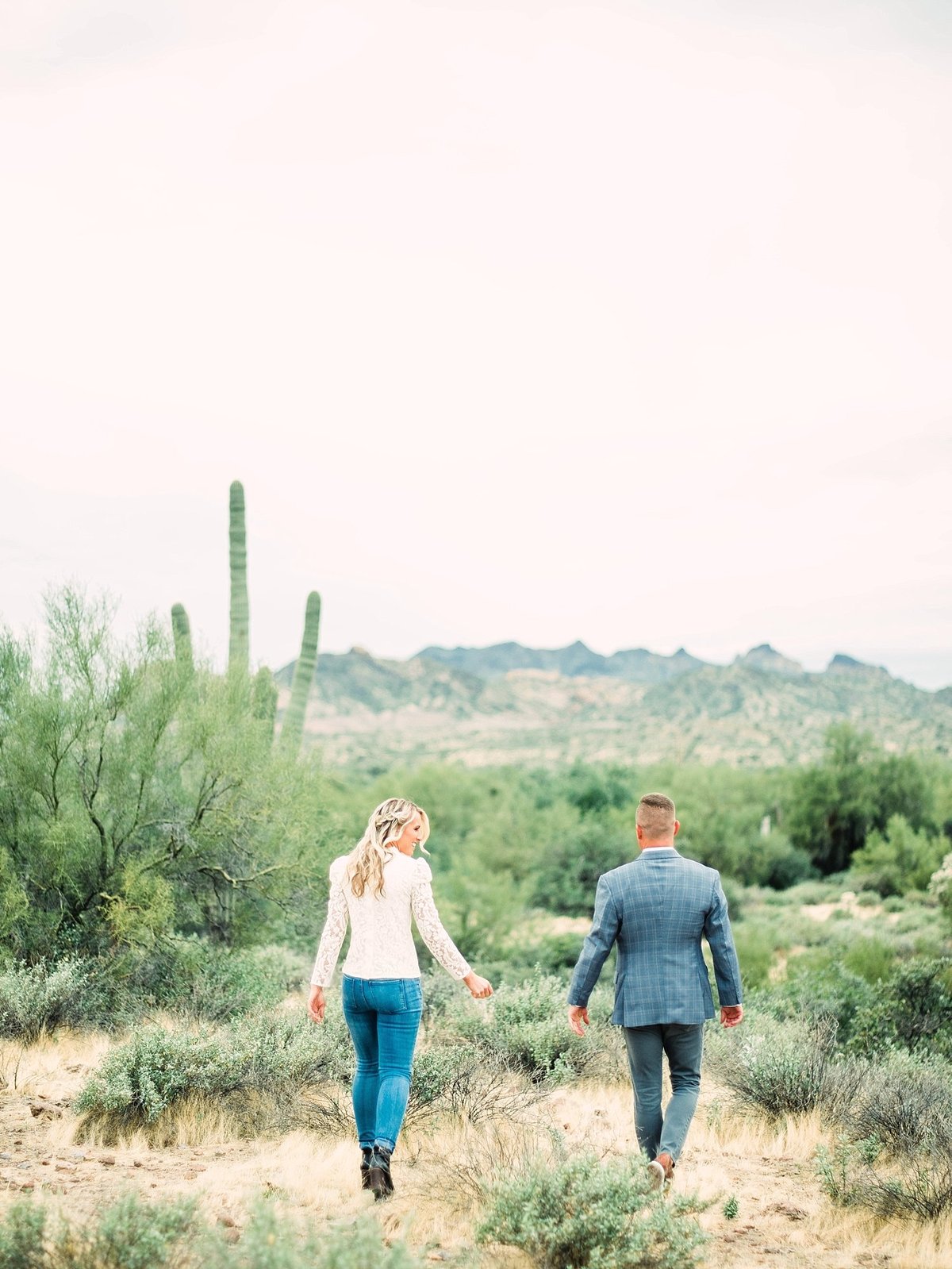 scottsdale-arizona-wedding-photographer-engagement-desert_0053