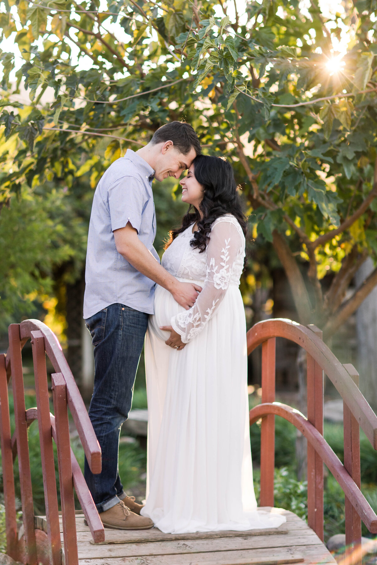 summers-past-farms-san-diego-maternity-photography-session-on-bridge