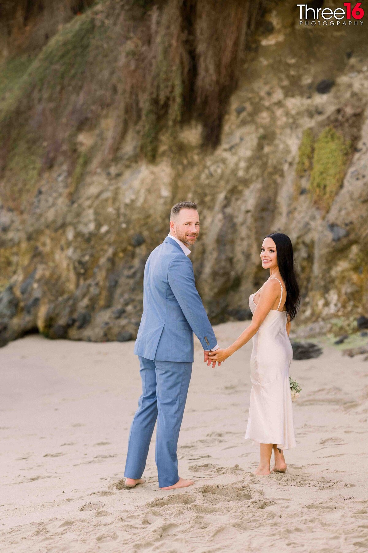 Woods Cove Engagement Photos-1007