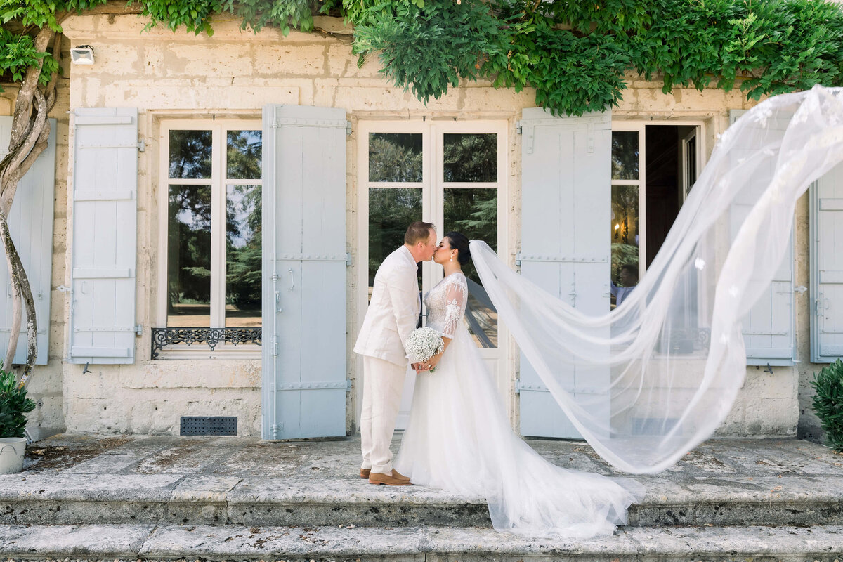 Victoria Engelen Flowers - A White Wedding in a French Chateau - JoannaandMattWedding_DariaLormanPhotography-547