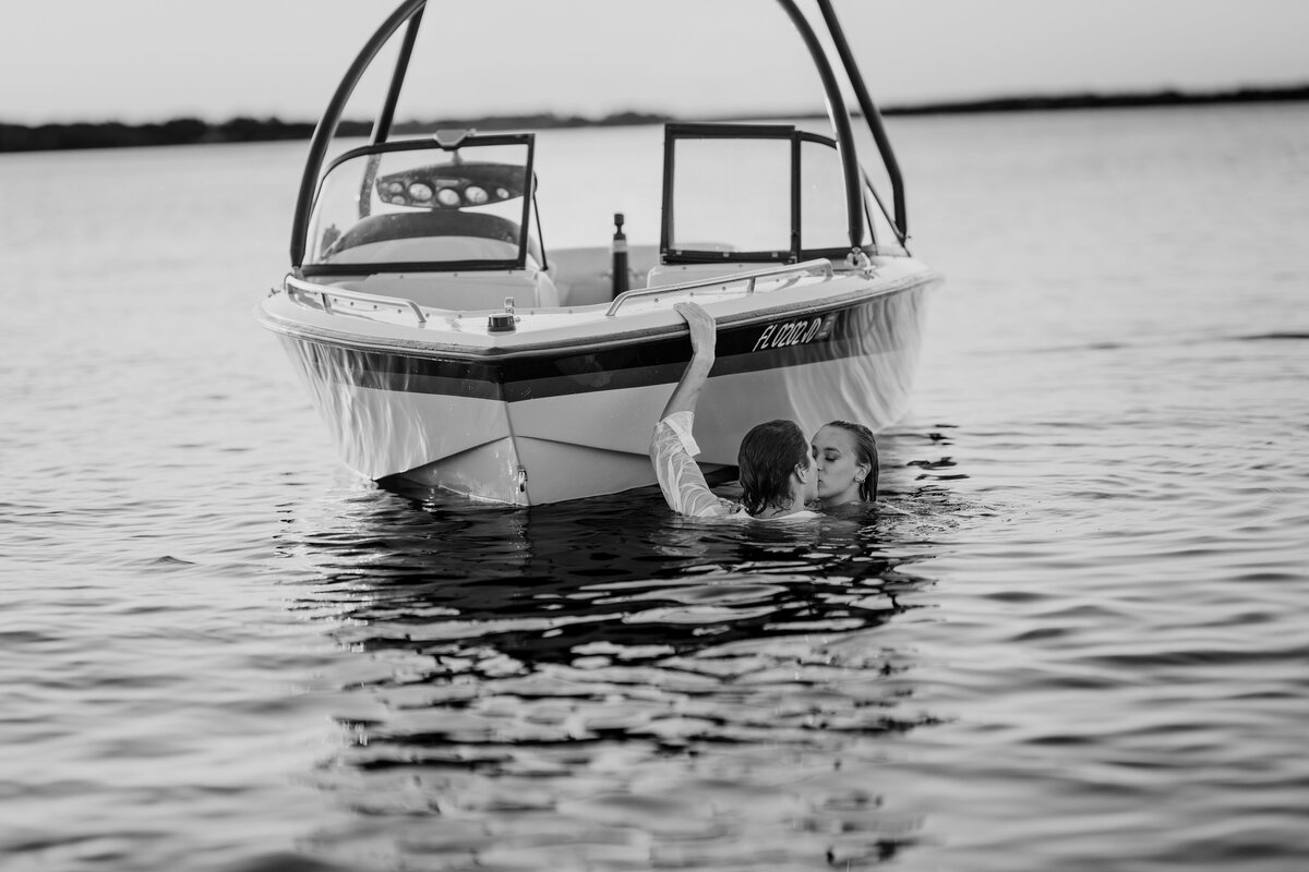 Millennium-Moments-Florida-Wedding-Photographer-Boat-Enagement-Session-Lake-FAV-143