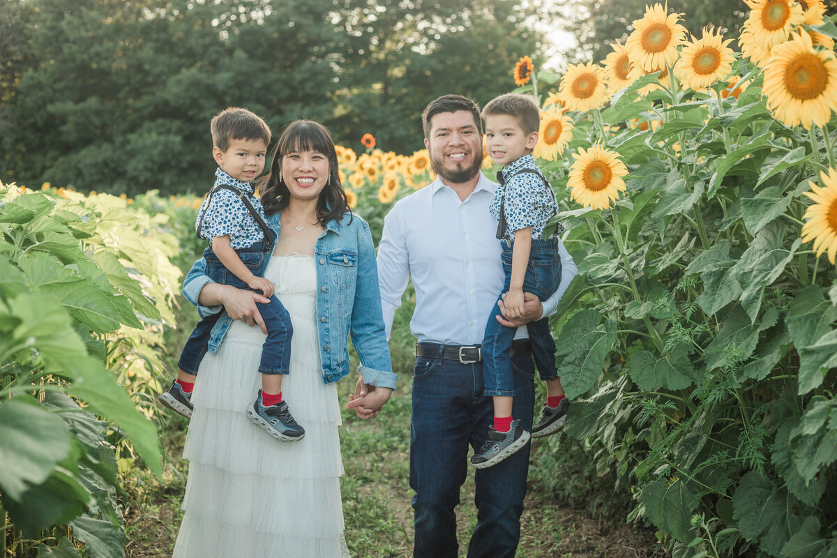 LillieMaePhoto-BacaFamily-Portraits-18