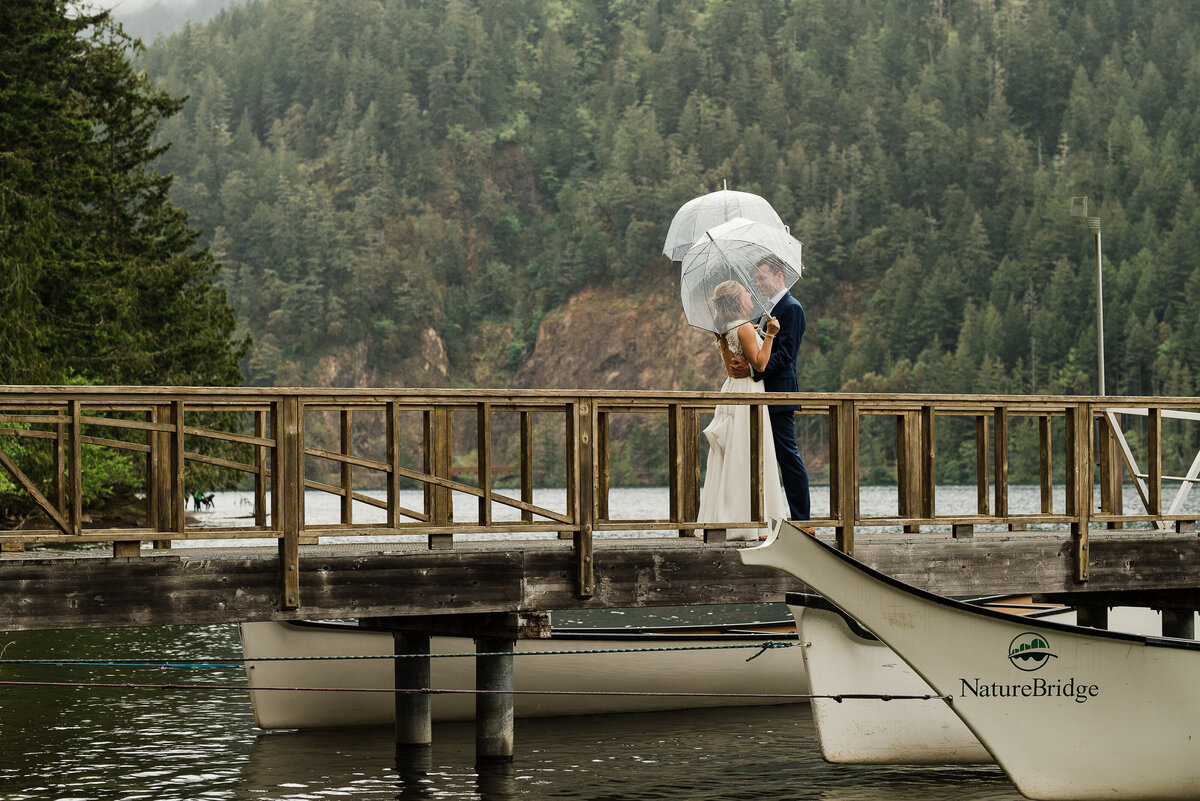 Olympic Park at NatureBridge Wedding | Captured by Candace Photography | Seattle Wedding Photographer