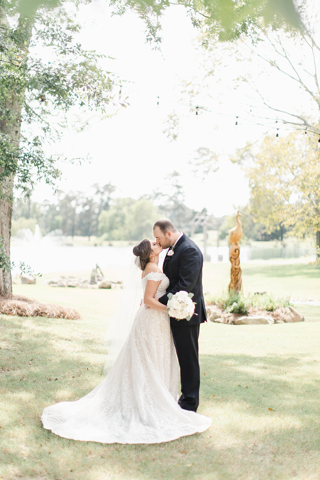 Shea-Gibson-Mississippi-Photographer-Tally Wedding_-93