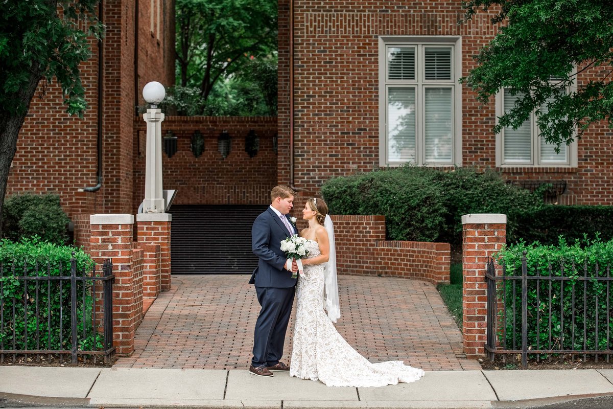 Anapolis-Maryland-Wedding-Photo-Bride-Groom