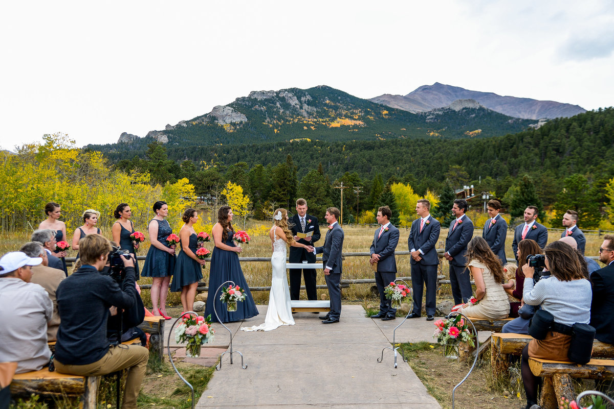 Wedding ceremony in Estes Park, wedding photographer