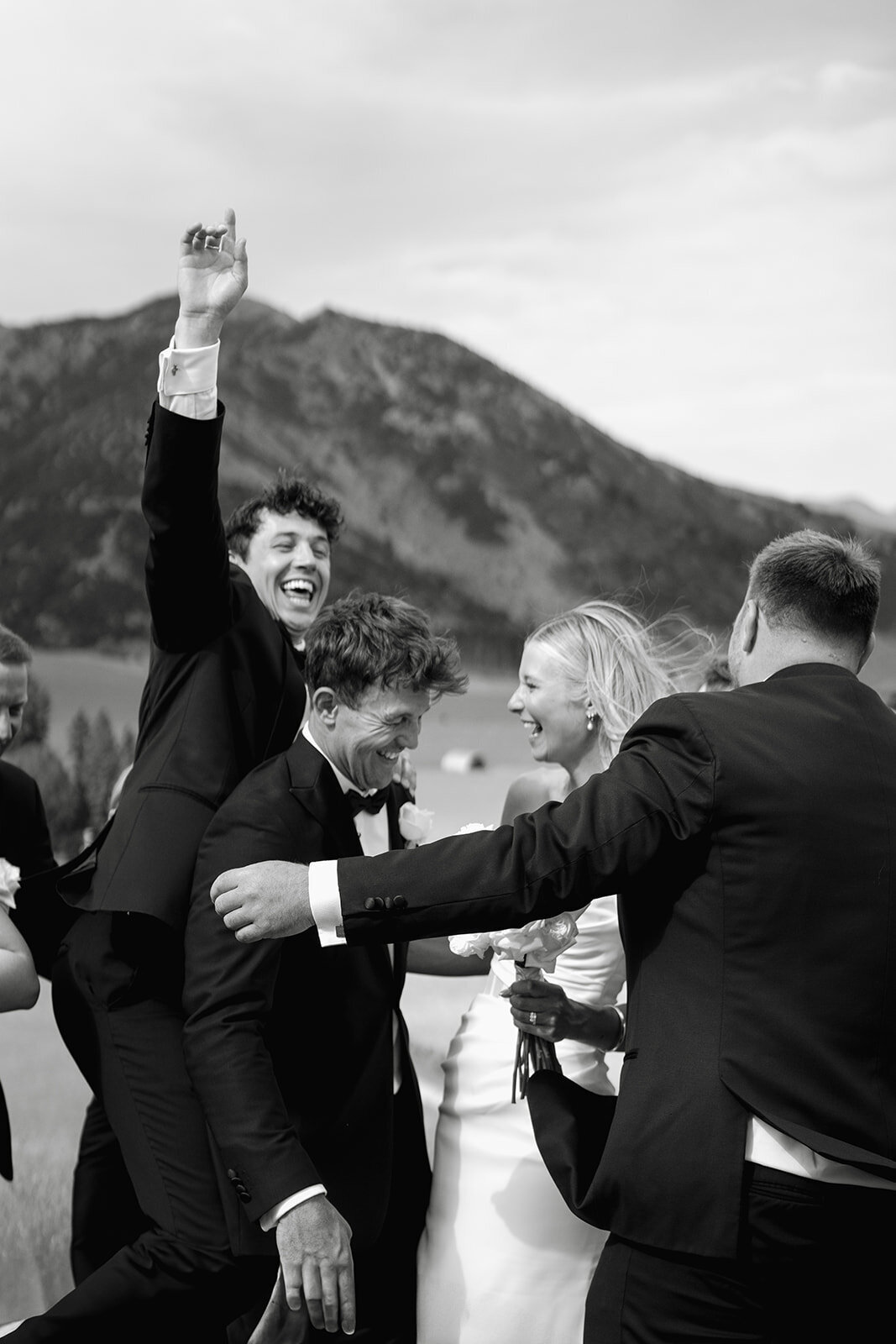 Melissa Clark Photography - Queenstown Wedding Photographer - Brenna & Taylor - Lookoutlodge Wedding-468