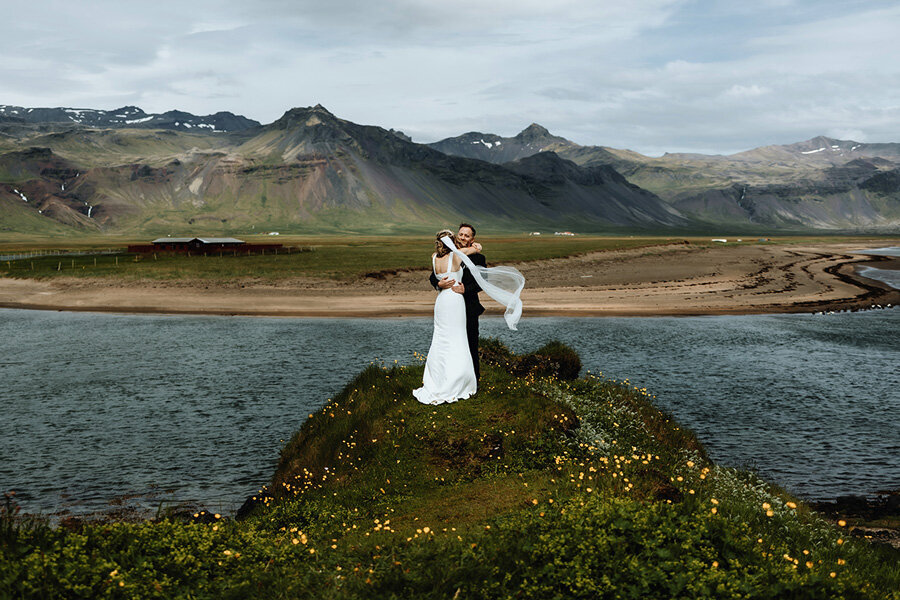 Best_Local_Iceland_Elopement_Photographer_and_Planner-196