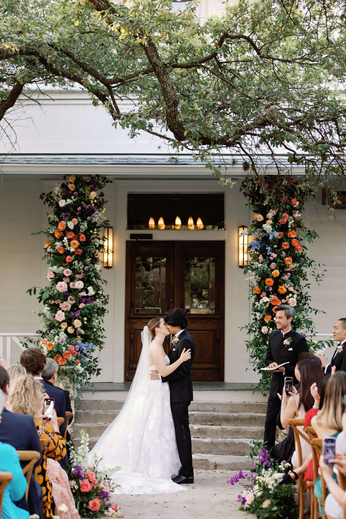 audrey-brandon-colorful-wedding-matties-green-pastures-austin-texas-julie-wilhite-photography-52