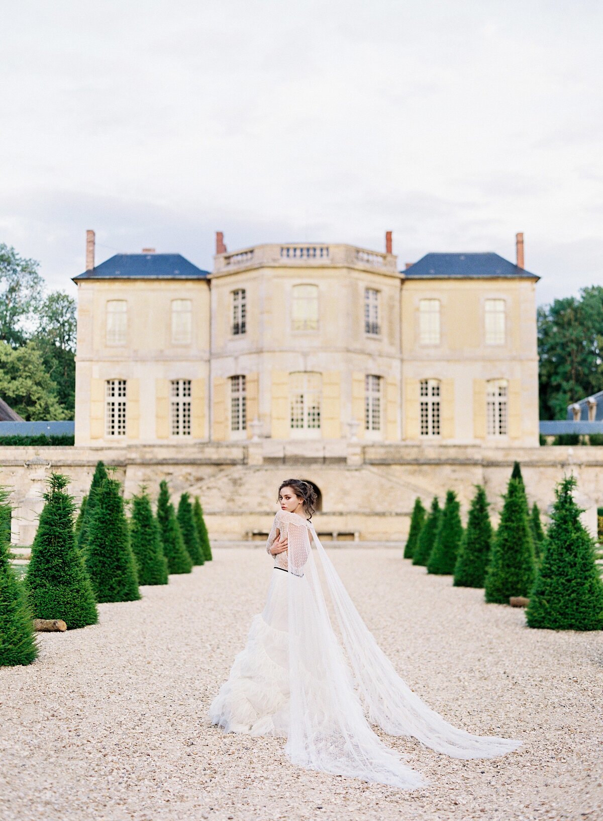 NKT-Events_Wedding-Inspiration-Editorial_Chateau-de-Villette-Bridal_0202