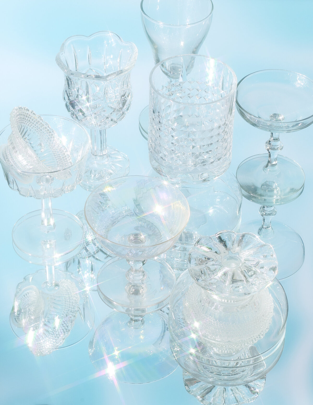 los-angeles-product-photographer-lindsay-kreighbaum-glassware-mirror-photography-sparkles-glass-1