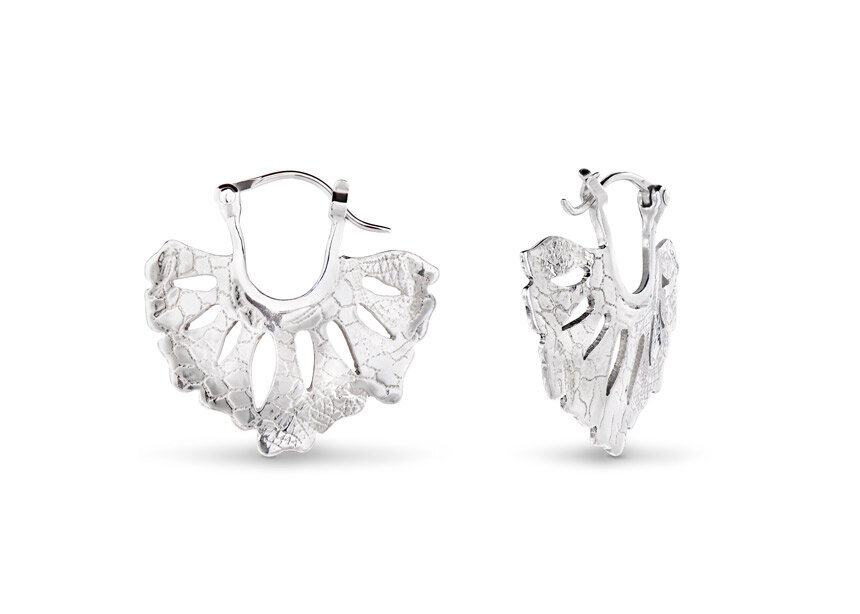 silver embossed earrings tori xo