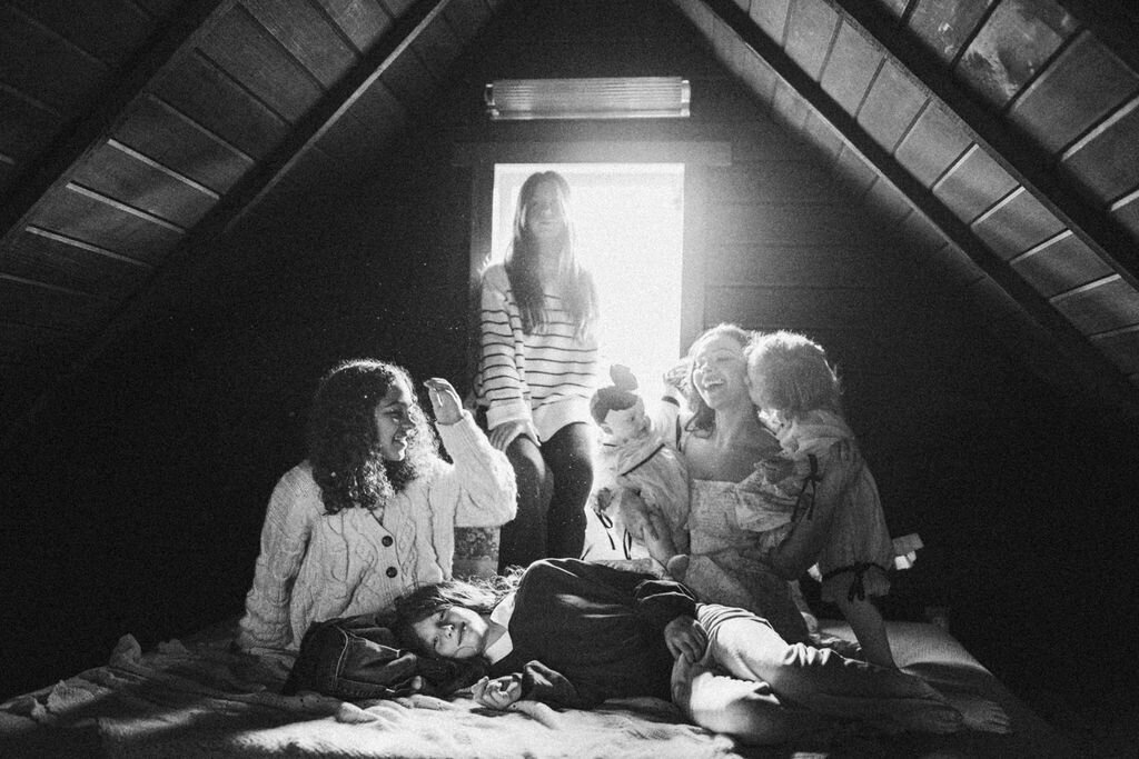 Portland-family-photographer-attic-motherhood-girls-63
