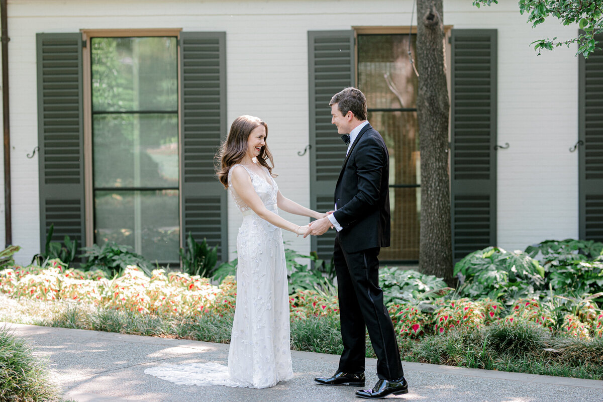 Gena & Matt's Wedding at the Dallas Arboretum | Dallas Wedding Photographer | Sami Kathryn Photography-68