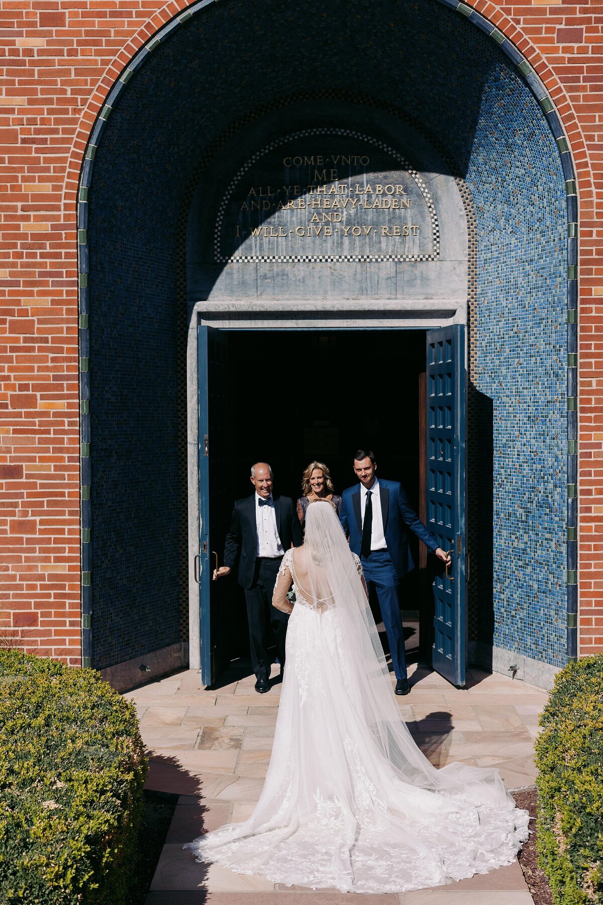 Omaha+Lincoln+Nebraska+Wedding_Photographers_0103