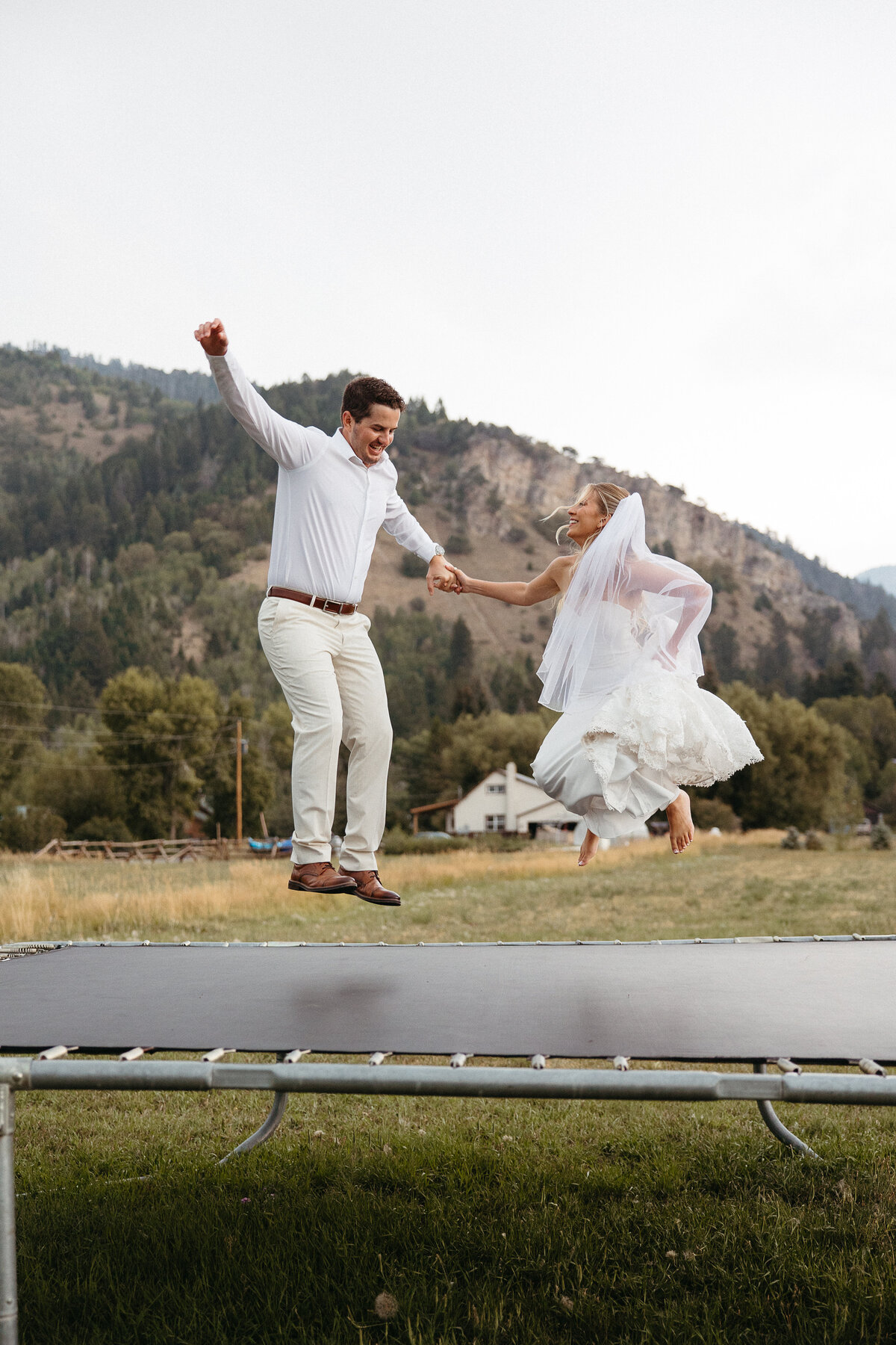wyoming-elopement-photographer (18)