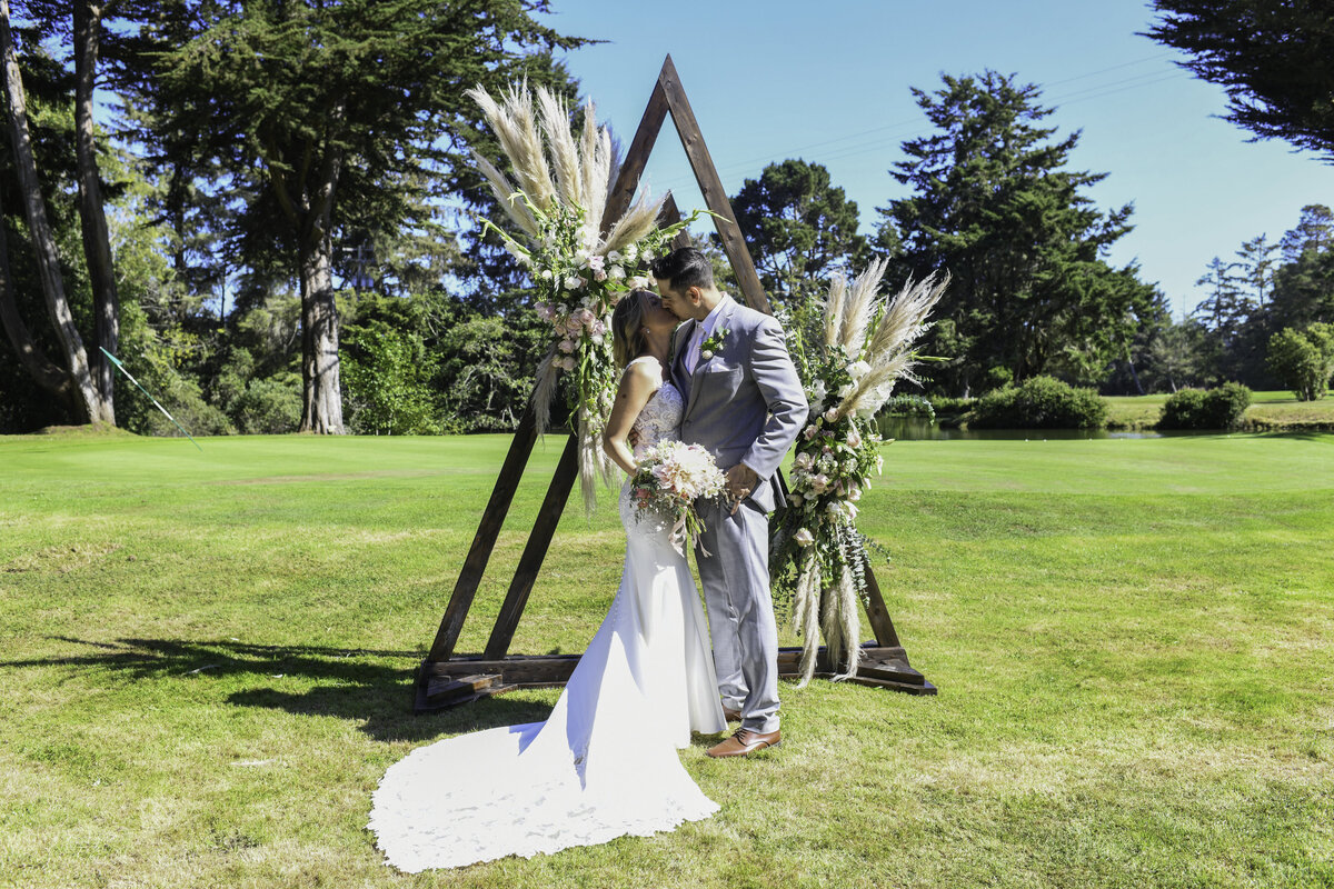 Redway-California-wedding-photographer-Parky's-PicsPhotography-Humboldt-County-Photographer-Beau-Pre-Golf-Course-wedding-6.jpg