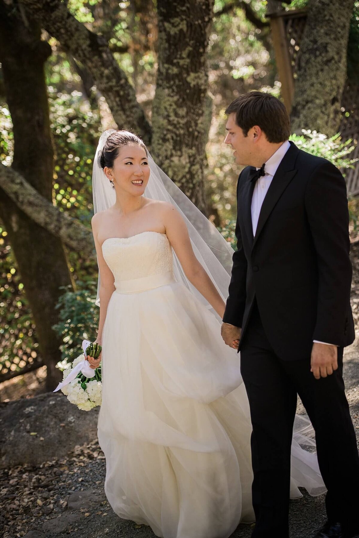 Couple walking looking at each other during Auberge du soleil wedding