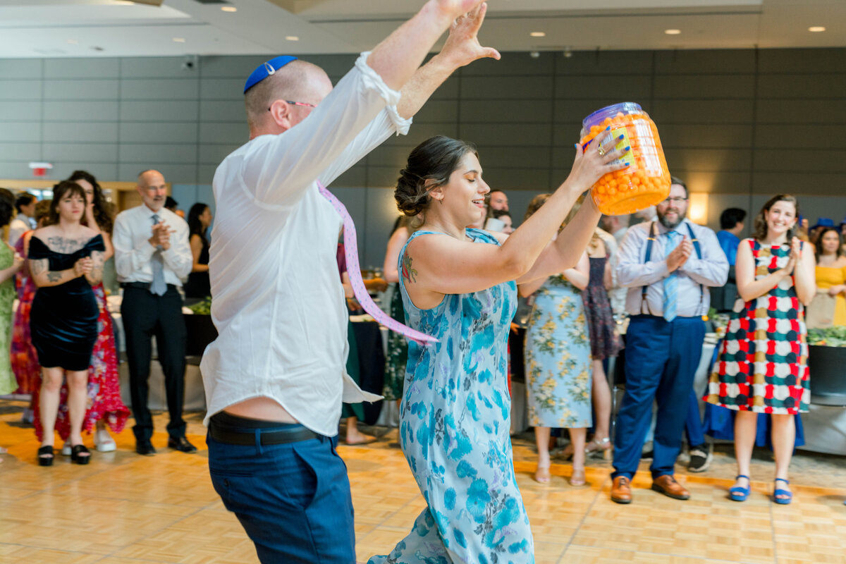 Eliana-Melmed-Photography-Chicago-LosAngeles-Jewish-WeddingPhotography-ShulaNoah-Shtick-00266