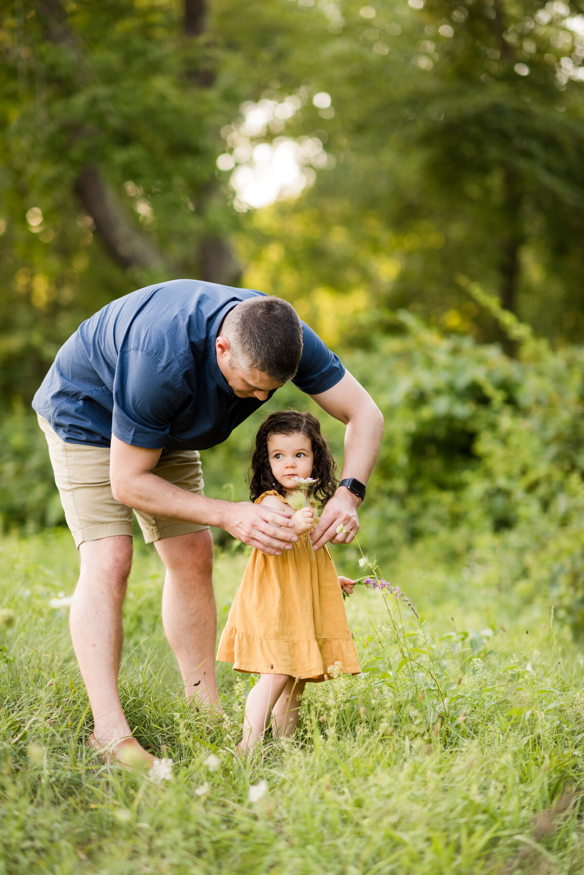 Boston-family-photographer-bella-wang-photography-Lifestyle-session-outdoor-wildflower-21
