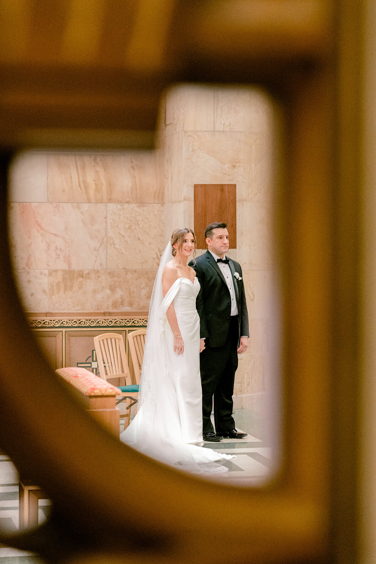 Virginia & Michael's Wedding at the Adolphus Hotel | Dallas Wedding Photographer | Sami Kathryn Photography-92