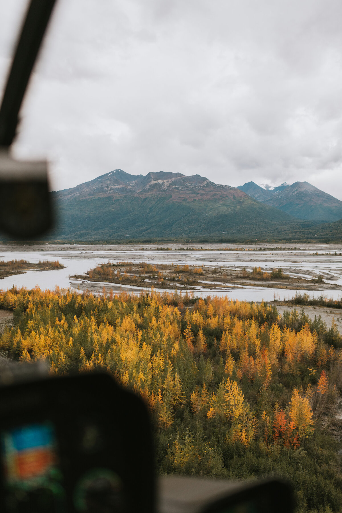 alaska-helicopter-elopement-donna-marie-photography2