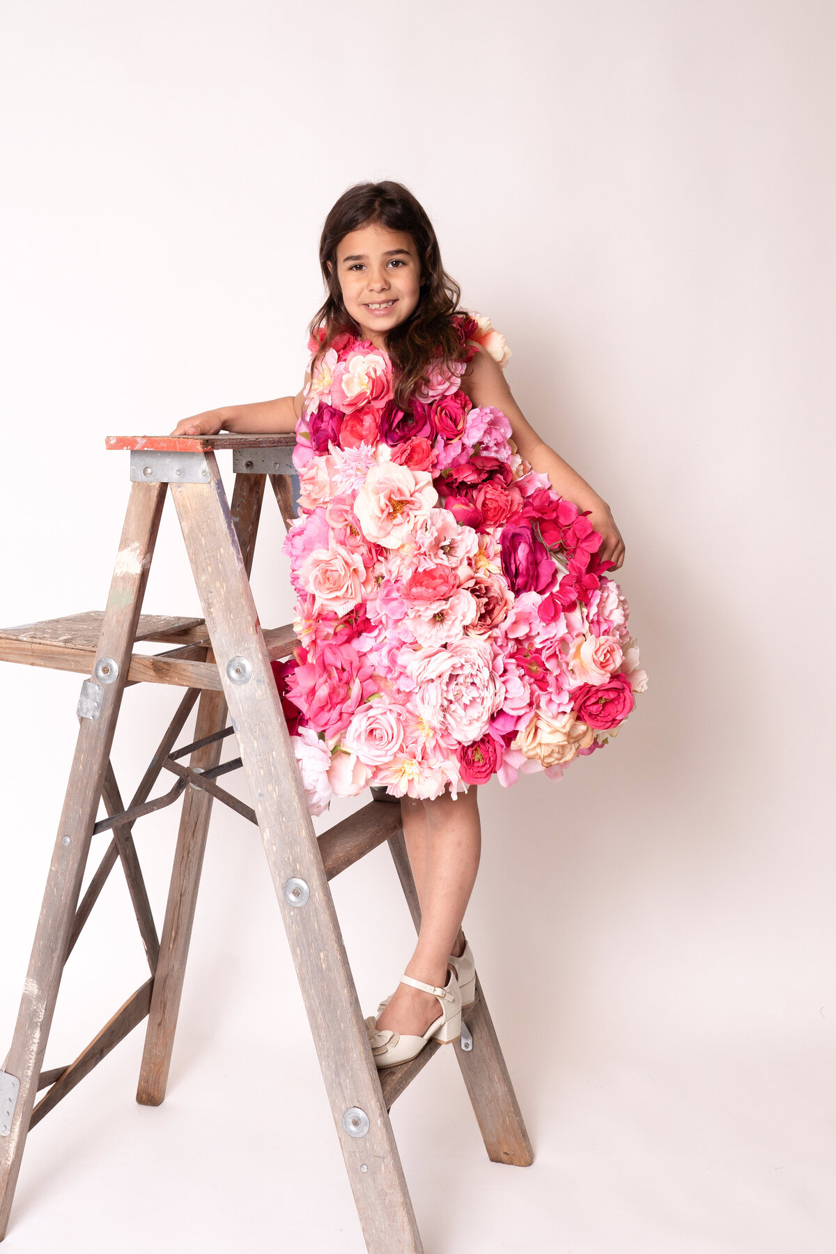 childrens photography kid couture flowers. roses
