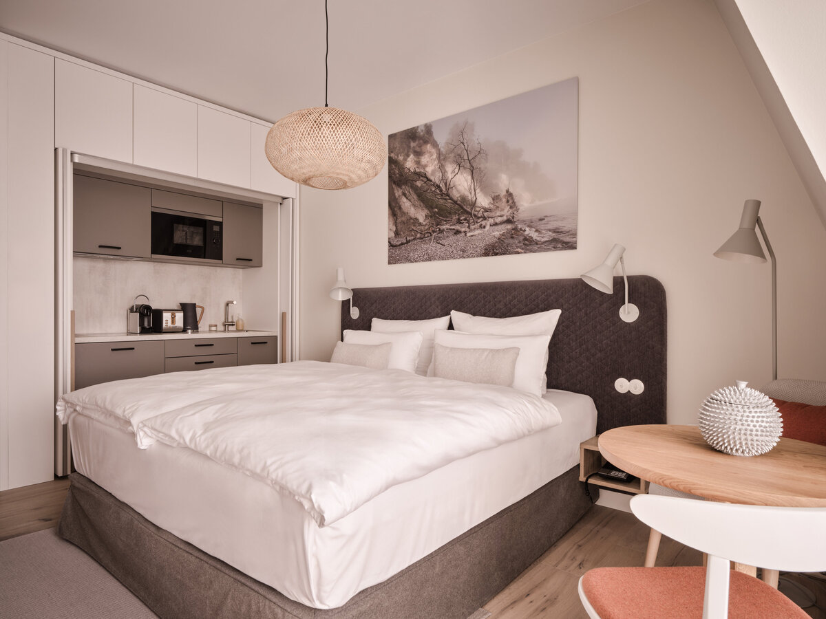 Studio-Living-Apartment