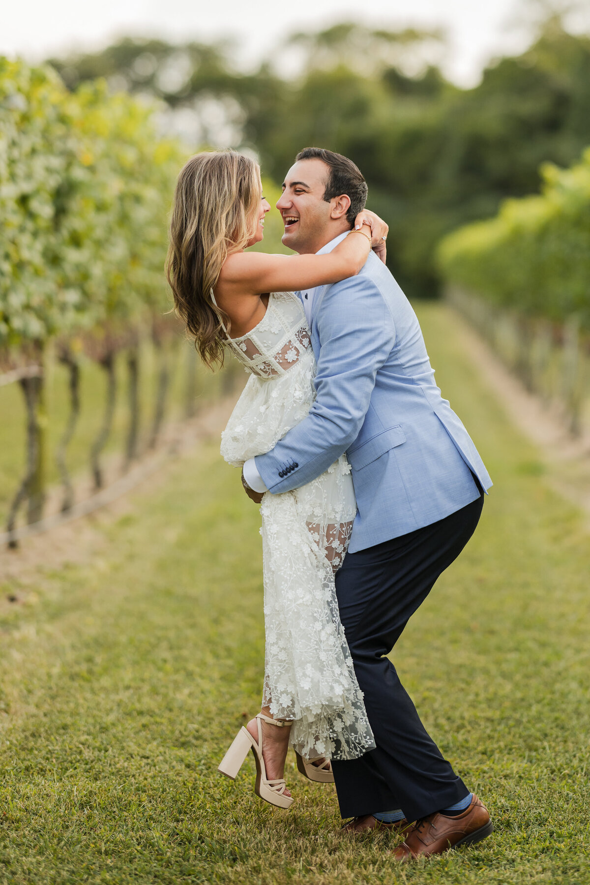 vineyard-engagement-session-new-jersey-58