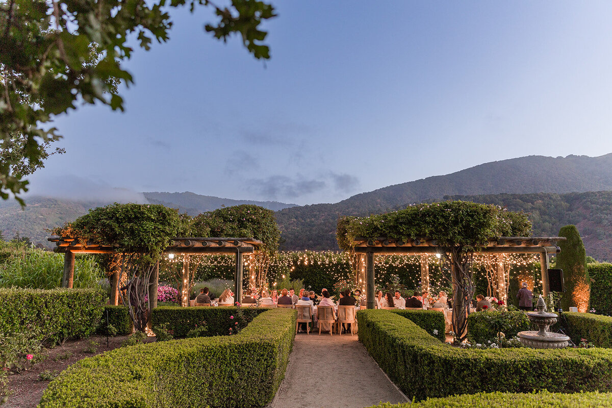 Bernardus Carmel Wedding arbor dinner