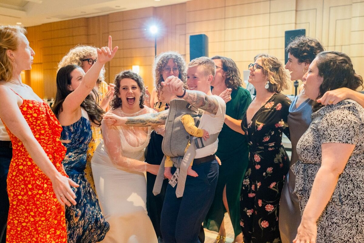 processed_ElianaMelmedPhotography_JewishWeddingPhotographer_ShulaNoah_Dancing-273