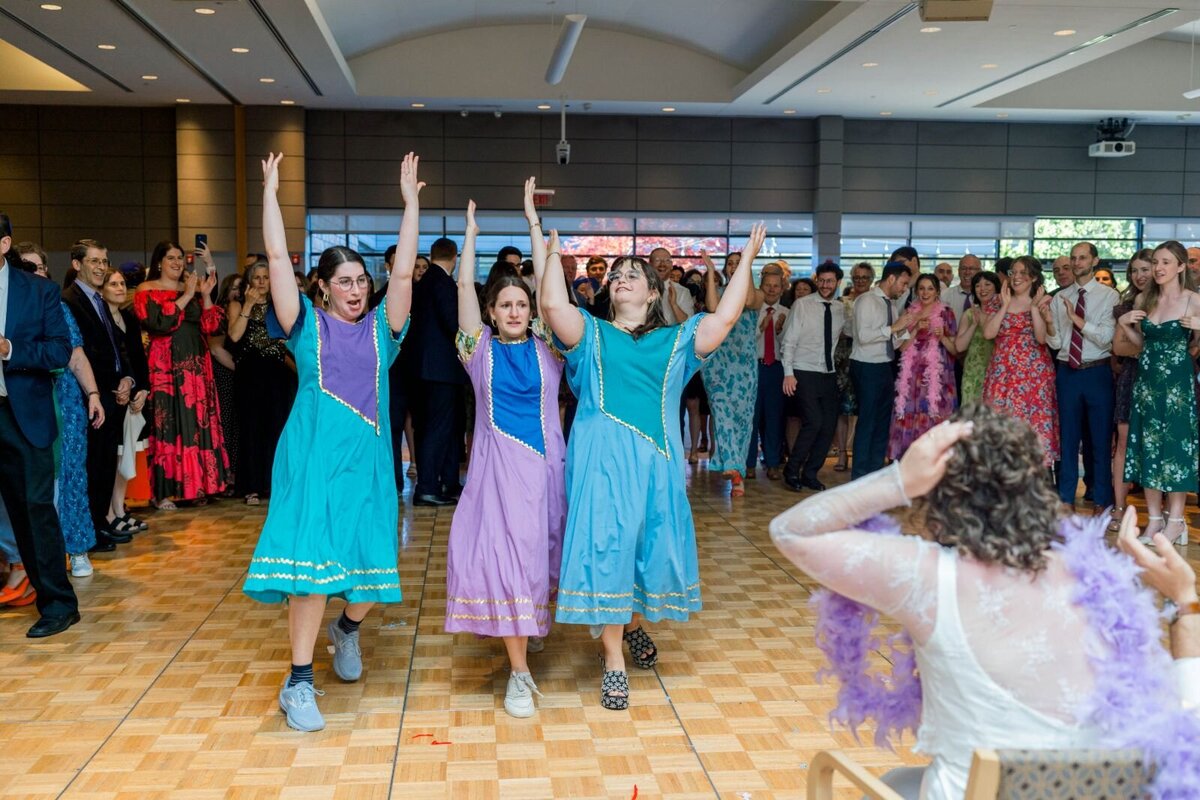 Eliana-Melmed-Photography-Chicago-LosAngeles-Jewish-WeddingPhotography-ShulaNoah-Shtick-00012