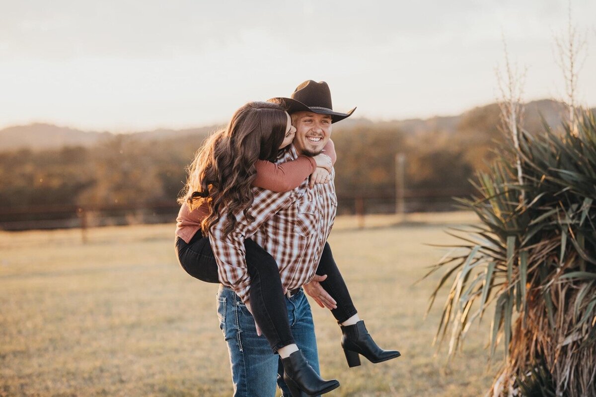 Farrah Nichole Photography - Texas Couples Photographer26